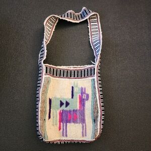 Vintage Andean Handwoven Wool Shoulder Bag – Llama Design